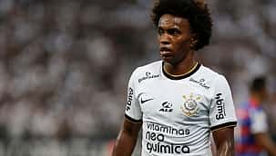 Willian abre mão do salário e deixa o Corinthians