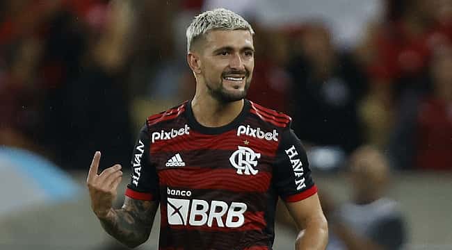 Arrascaeta faz golaço, Flamengo bate o São Paulo e avança à final da Copa do Brasil