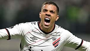 As melhores imagens da classificação do Furacão