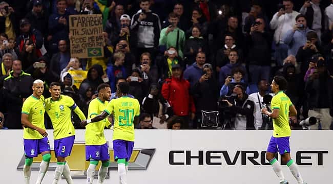 Confira as melhores imagens de Brasil 3 x 0 Gana