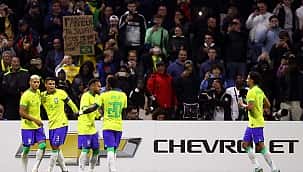 Confira as melhores imagens de Brasil 3 x 0 Gana