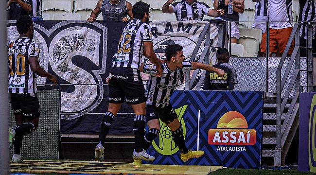 Ceará vence o Santos no Castelão
