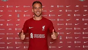 Liverpool contrata o volante brasileiro Arthur