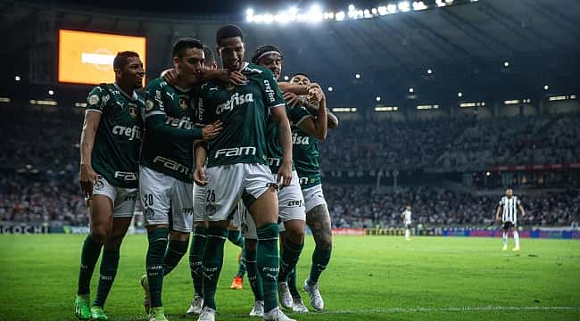 Palmeiras vence o Atlético-MG no Mineirão e abre nove pontos de vantagem para o vice-líder 