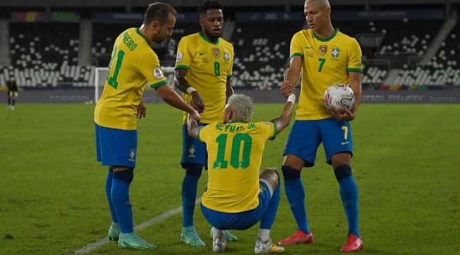 Tite promove três mudanças no Brasil para o jogo contra Tunísia, o último amistoso antes da Copa