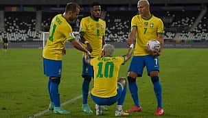 Tite promove três mudanças no Brasil para o jogo contra Tunísia, o último amistoso antes da Copa