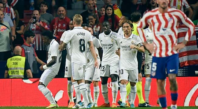 Vini e Rodrygo bailam, e Real Madrid vence Atlético