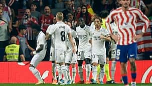 Vini e Rodrygo bailam, e Real Madrid vence Atlético