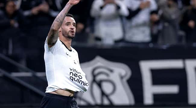 15 jogadores que atuaram no Corinthians e Flamengo