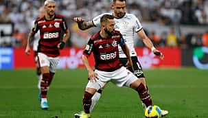 Flamengo x Corinthians: quem atuou pelos 2 times?