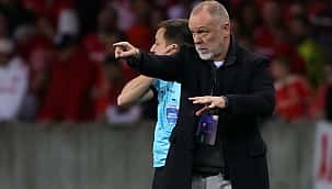 Mano Menezes avalia postura defensiva do Inter: "Quando o Mourinho faz na Europa é bonito"