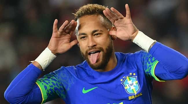 Os 10 melhores pontas-esquerdas do FIFA 23