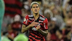 Pedro faz hat-trick em cinco minutos e Flamengo goleia o Red Bull Bragantino