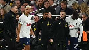 Richarlison chora após lesão e teme ficar fora da Copa do Mundo: "Até para andar dói"