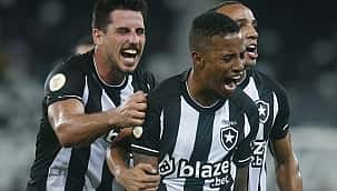 Tchê Tchê decide, Botafogo vence o Red Bull Bragantino e sonha com a Libertadores