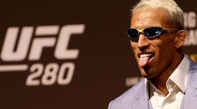 UFC 280: Casa de apostas paga Odds Turbinadas de 10.00 caso Charles do Bronx vença