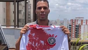 Corinthians surpreende e anuncia Fernando Lázaro como novo técnico