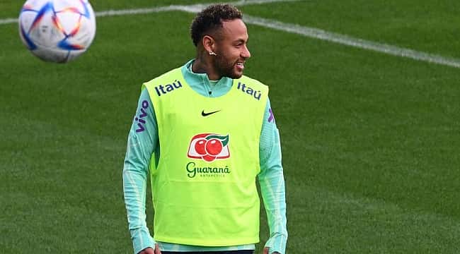 Jornal alemão detona 'arrogância' de Neymar; Richarlison avisa que o Brasil buscará a 6ª estrela