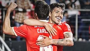 Maurício marca e Internacional vence o São Paulo no Morumbi