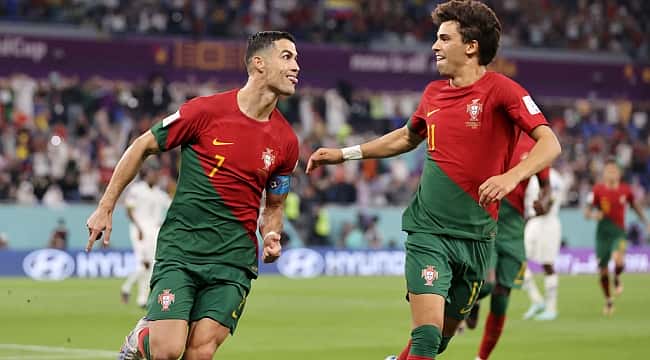 Portugal vence Gana por 3 x 2 e CR7 entra para a história como o único a marcar em 5 Copas