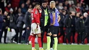 Richarlison volta de lesão, mas Renan Lodi brilha e Nottingham Forest elimina o Tottenham 