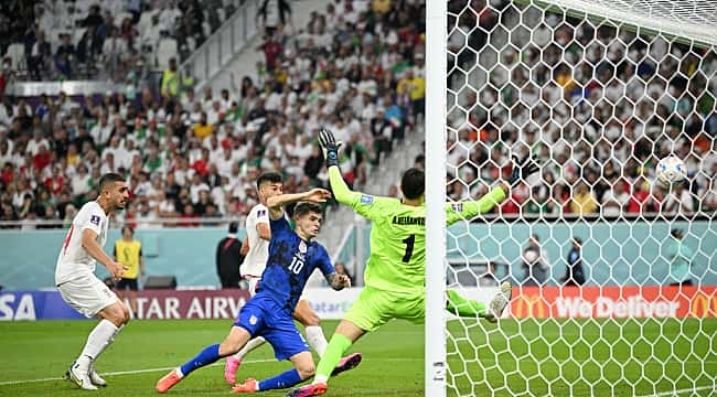Seleção dos EUA vence Irã e se classifica para encarar a Holanda nas oitavas da Copa do Mundo