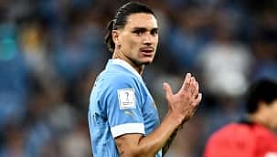 Uruguai para na trave e estreia na Copa do Mundo com empate diante da Coreia do Sul 