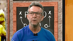 "A maior vergonha do país é você, Tite", afirma Neto