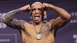 Charles do Bronx conquista o 'Oscar do MMA' por finalização do ano; veja os outros vencedores