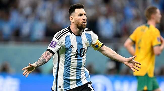 Messi decide, Argentina toma sufoco, mas vence Austrália e vai às quartas do Mundial