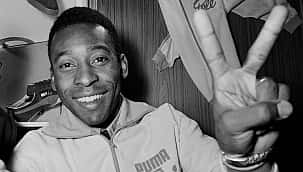 Pelé veio do futuro? Vídeo reúne jogadas de craques recentes já feitas pelo Rei