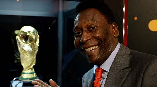 VÍDEO: FIFA faz vídeo em homenagem a Pelé