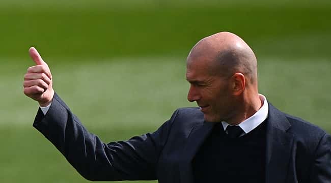Zidane interessa à Seleção; CBF deve apresentar proposta em breve, diz jornal espanhol