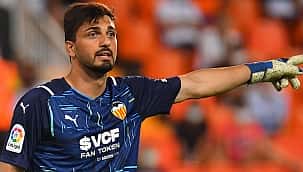 15 jovens goleiros promissores para o Modo Carreira do FIFA 23