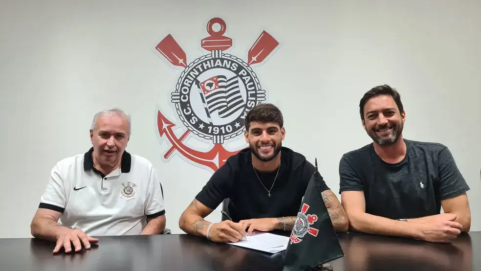 Corinthians anuncia compra de Yuri Alberto; Timão cede Robert Renan e Du Queiroz ao Zenit 