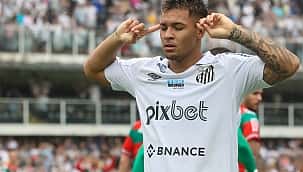 Com grande atuação de Lucas Lima, Marcos Leonardo e Mendoza, Santos goleia a Portuguesa 