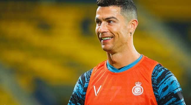 Confira o salário bilionário de CR7 no Al Nassr
