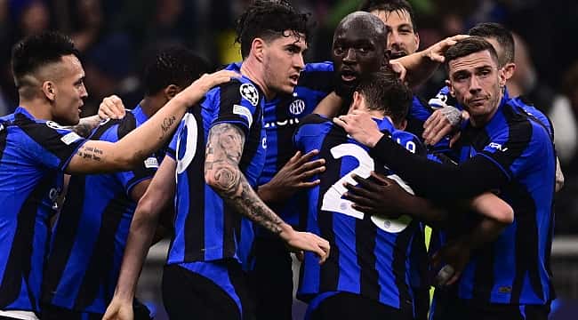 Lukaku renasce e Inter vence Porto na Champions