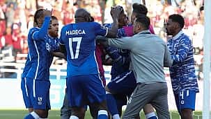 Nos pênaltis, Al Hilal vence Wydad Casablanca e vai encarar o Flamengo na semifinal do Mundial 