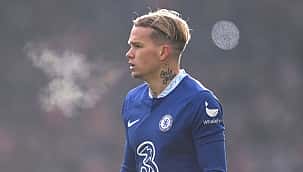 Os 10 clubes que mais gastaram em contratações em um só ano