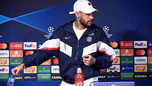 PSG coloca Neymar à venda mais uma vez após treta com diretor, diz jornal