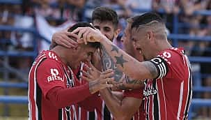 São Paulo marca nos acréscimos com o argentino Alan Franco e vence o Santo André 