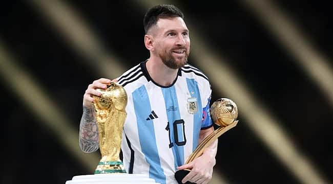 Site coloca Lionel Messi como o maior jogador de todos os tempos