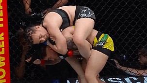 UFC Vegas 69: Jéssica 'Bate-Estaca' é finalizada por Erin Blanchfield e vê 'title-shot' escapar