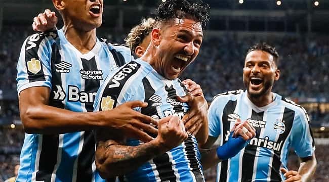 Campeonato Gaúcho 2023: Grêmio marca no fim, vence o Inter no Gre-Nal 438 e segue invicto 