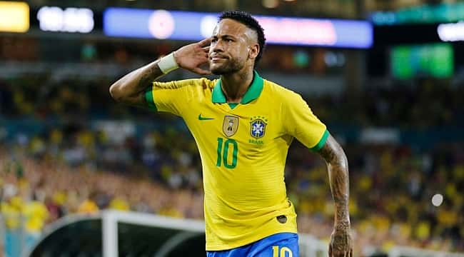 Neymar é um dos 20 atletas mais bem pagos da história; veja o ranking