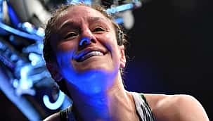 UFC 285: Alexa Grasso finaliza Valentina Shevchenko, faz história e é campeã peso-mosca