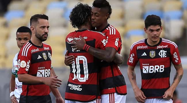 Bruno Henrique se emociona na volta ao futebol e fala que Sampaoli 'sonhava com o Flamengo'