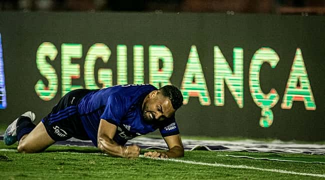 Na estreia oficial do técnico Pepa, Cruzeiro perde para o Naútico na Copa do Brasil 