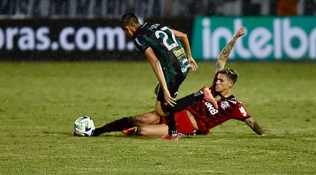 No 1º jogo sem Vitor Pereira, Flamengo é dominado pelo Maringá e perde na Copa do Brasil